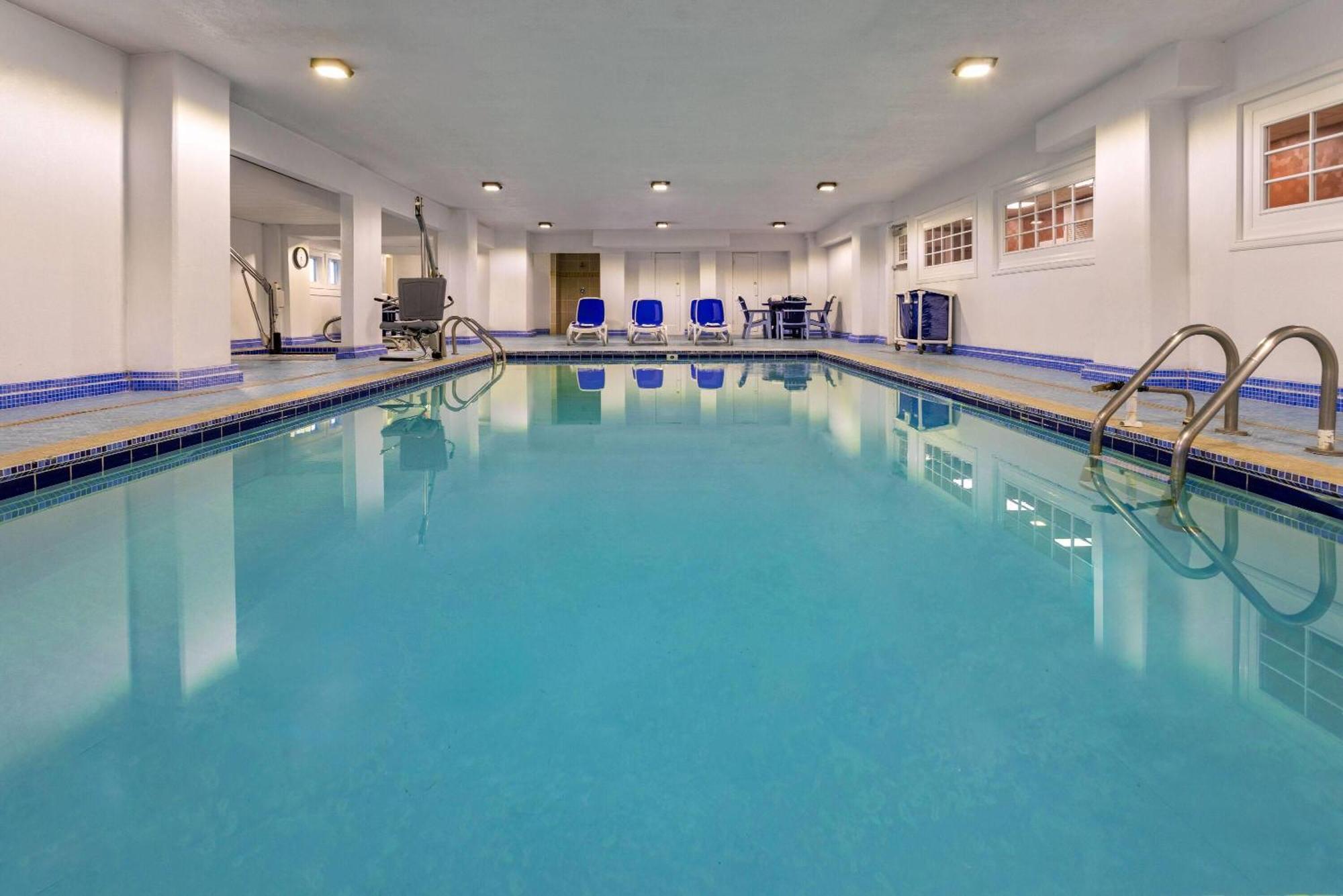 Howard Johnson Plaza By Wyndham Ocean City Oceanfront Exterior foto